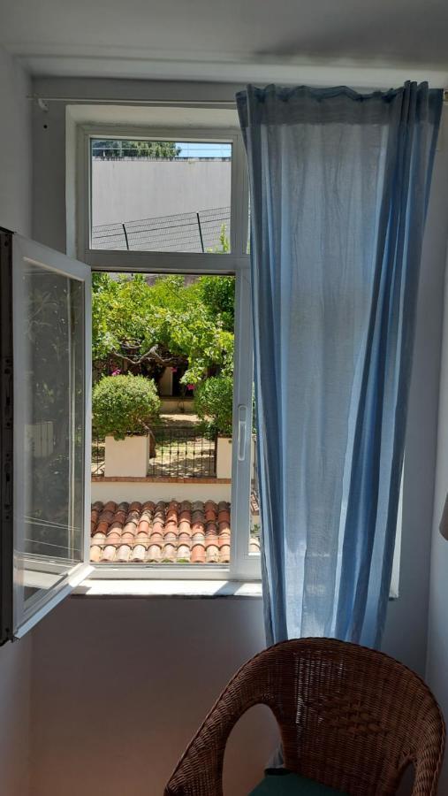 Portuguese Apartment In The Heart Of Lisabona Exterior foto